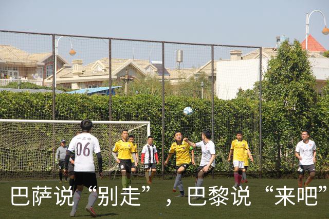 巴萨说“别走”，巴黎说“来吧”，两家公司同时开出了让人心动的条件，换谁都得纠结